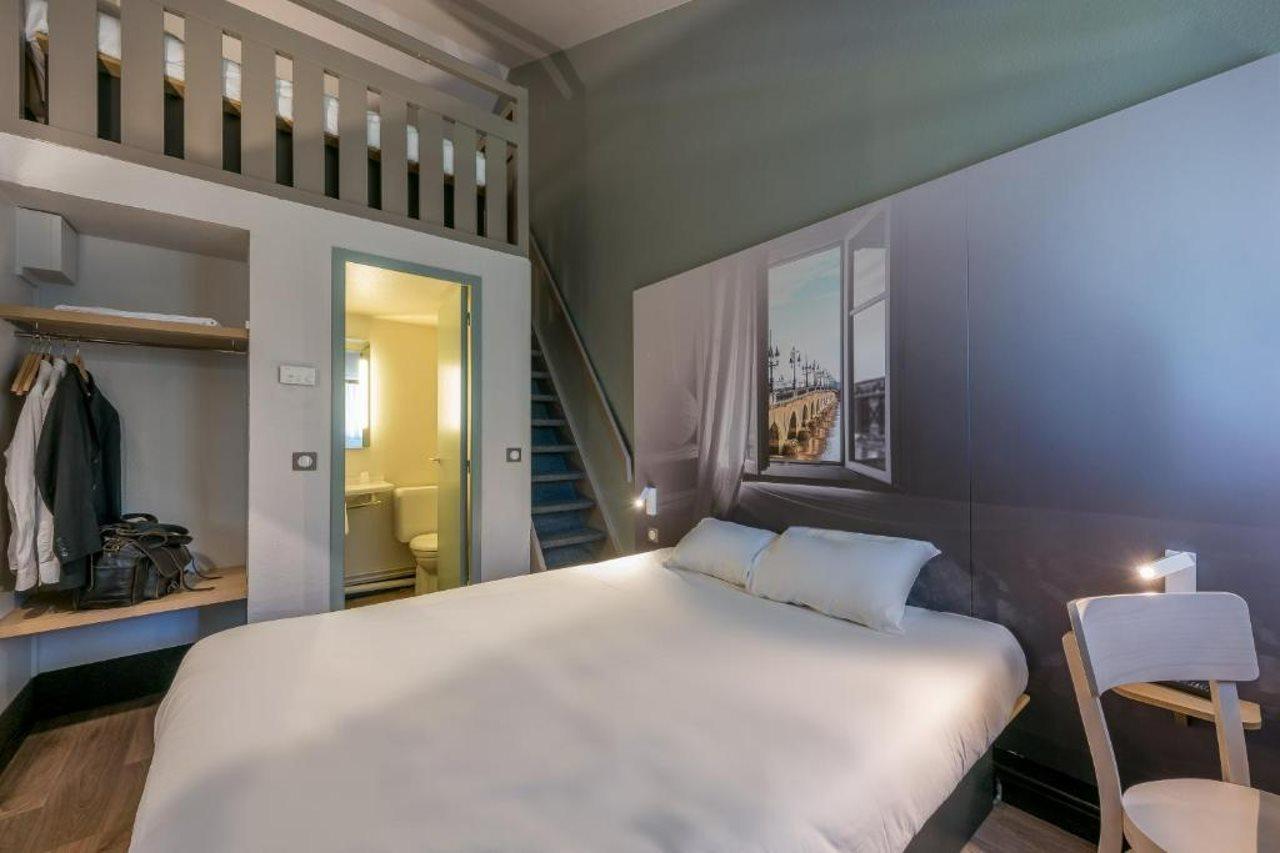 B&B Hotel Orgeval Екстериор снимка