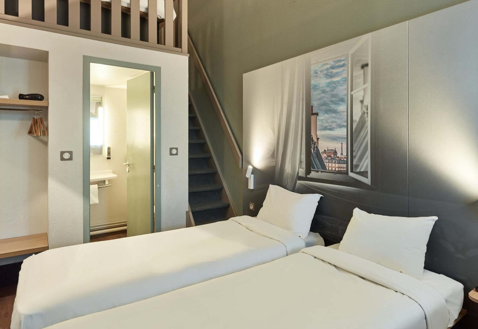 B&B Hotel Orgeval Екстериор снимка
