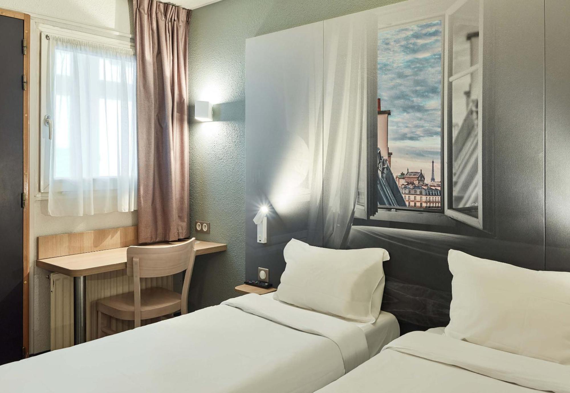 B&B Hotel Orgeval Екстериор снимка