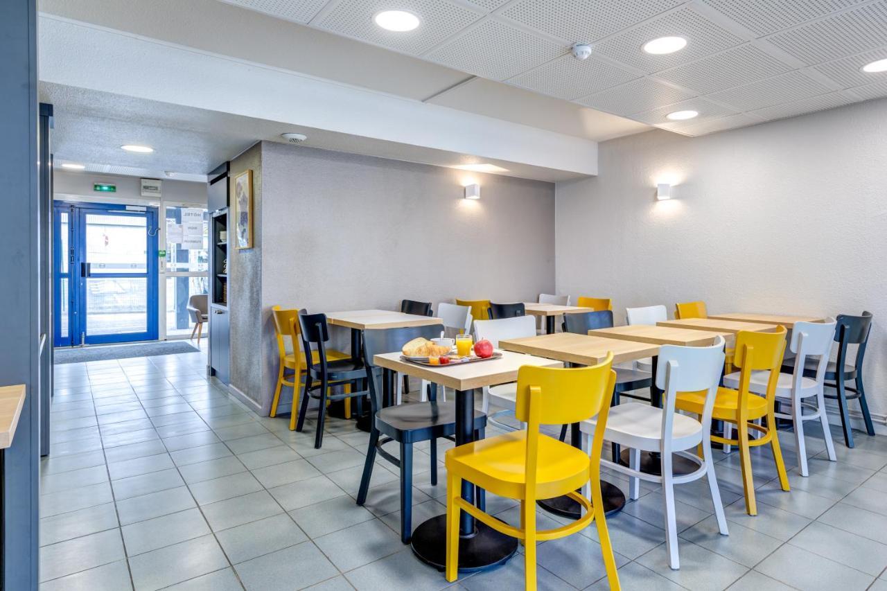 B&B Hotel Orgeval Екстериор снимка